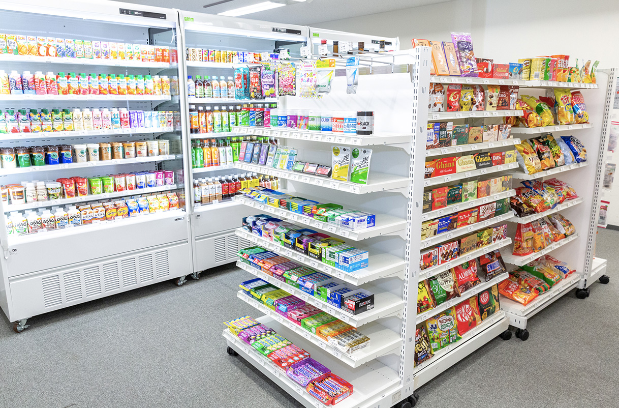 都内最大規模の模擬店舗を整備 視線データの定量分析により消費者の買い物行動を明らかに マクロミル 都内最大規模の模擬店舗を整備 視線データの定量分析により消費者の買い物行動を明らかに マクロミル